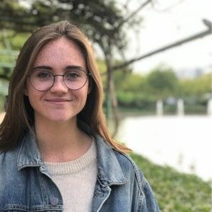 Meet your Posher, Emma